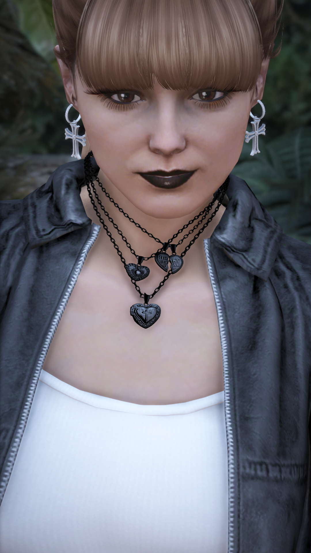 Thumbnail of Heartbreak Necklace in Black